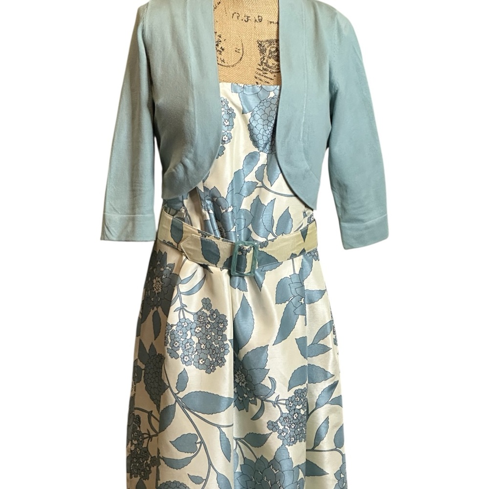 Jessica Howard Blue and White Midi Dress